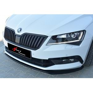 Skoda Superb Mk3 2015+ - Ön Lip Elite V2 Max Design, Piano Black Ürün Yüzeyi, Vkm.