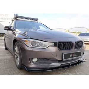 BMW F30 2012+ - Ön Lip Max Luxury V1 3 Parça 3 mm, Piano Black Ürün Yüzeyi, Vkm.