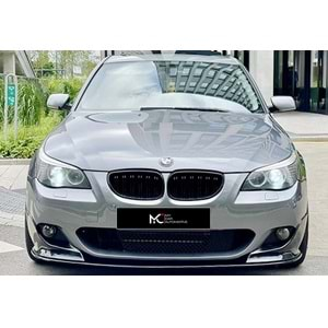 BMW E60 2003+ - Ön Ek A Plus+ M Sport Stil 3 Parça, Piano Black Ürün Yüzeyi, Vkm.