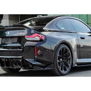 BMW G87 M2 2023+ - Tampon Flap/Arka, A Plus M2 V1 Stil, Piano Black Parlak Ürün Yüzeyi, Vakum