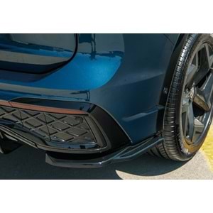 VW Tiguan Mk3 2024+ - Tampon Flap/Arka Yan, A Plus R Line V1 Stil, Piano Black Parlak Ürün Yüzeyi, Vakum, Set