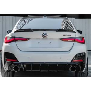 BMW G26 Gran Coupe 2020+ - Difüzör/Arka A Plus+ M Pack 440i V1 Stil, Piano Black Parlak Ürün Yüzeyi, Vkm.