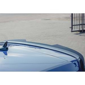 VW Golf Mk7 2012+ - Spoiler A Plus GTI/Highline/R V3 Stil, Tavan Üzeri, Piano Black Parlak Ürün Yüzeyi, Vakum
