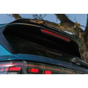 VW Tiguan Mk3 2024+ - Spoiler, A Plus R Line V1 Cap Stil, Tavan Üzeri, Çift Taraflı Piano Black Parlak Ürün Yüzeyi, Vakum