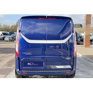 Ford Transit Mk4 2013+ - Spoiler RS Edition V2 Stil 2 Parça Tavan Üzeri, Piano Black Boyalı Ürün Yüzeyi ABS