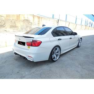 BMW F30 2012+ - Spoiler M4 V2 Stil Bagaj Üzeri, Piano Black Boyalı Ürün Yüzeyi ABS