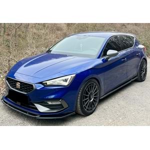 Seat Leon Mk4 2020+ - Marşpiyel Çıta/Yan Alt, A Plus FR V2 Stil, 194 cm, Piano Black Parlak Ürün Yüzeyi, Vakum, Set