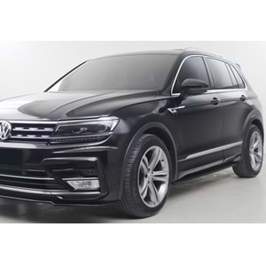 VW Tiguan Mk2 2016+ - Marşpiyel Alt Çıta A Plus+ R Line V1 Stil 4 mm, Piano Black Parlak Ürün Yüzeyi, Vakum, Set