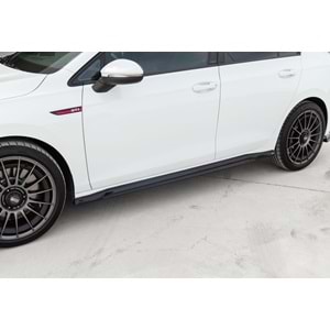 VW Golf Mk8 2019+ - Marşpiyel Çıta/Yan Üst, A Plus GTD/GTI/R Line V1 Stil, Piano Black Parlak Ürün Yüzeyi, Vakum, Set