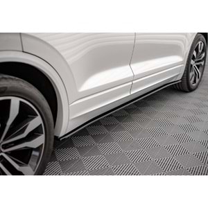 VW Touareg Mk3 2018+ - Marşpiyel Çıta/Yan Alt, A Plus R Line V1 Stil, Piano Black Parlak Ürün Yüzeyi, Vakum, Set