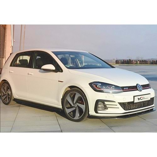 VW Golf Mk7 FL 2017+ - Ön Lip Max A Plus+ GTI V1 Stil, Piano Black Parlak Ürün Yüzeyi, Vkm.