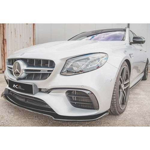 M. Benz W213 2017+ - Ön Lip Max A Plus+ E63 AMG V1 Stil, Piano Black Parlak Ürün Yüzeyi Vkm.