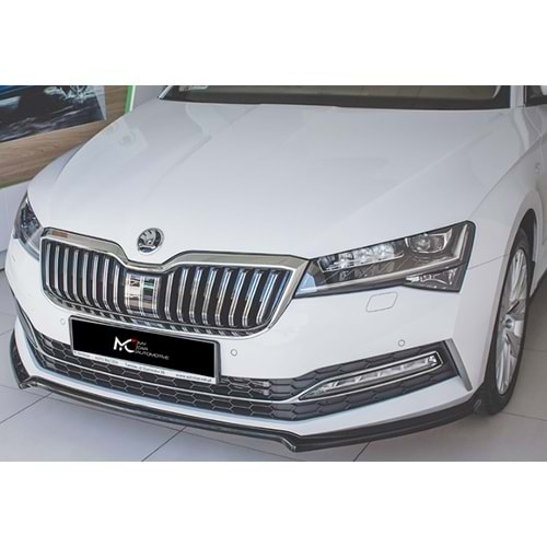 Skoda Superb Mk3 FL 2019+ - Ön Lip Max A Plus+ V3 Stil, Piano Black Parlak Ürün Yüzeyi, Vkm.