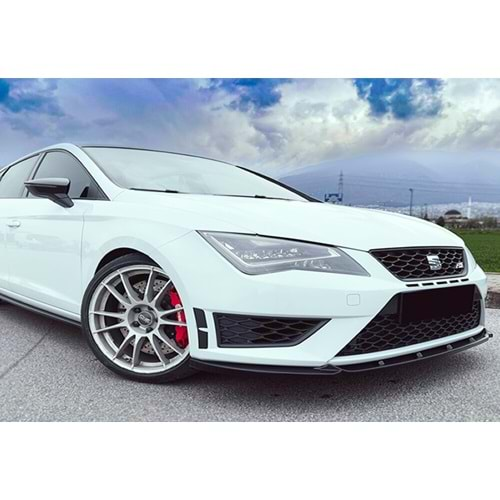 Seat Leon Mk3 2012+ - Ön Lip A Plus+ FR/Cupra V2 Stil, Piano Black Parlak Ürün Yüzeyi, Vkm.