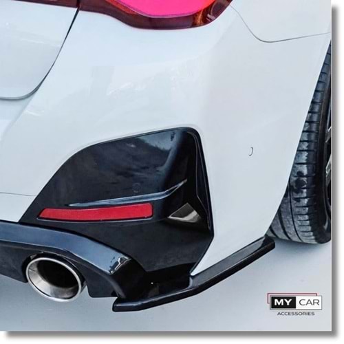 BMW G26 2020+ - Tampon Flap/Arka Yan, A Plus M Pack 440i V1 Stil, Piano Black Parlak Ürün Yüzeyi, Vakum, Set
