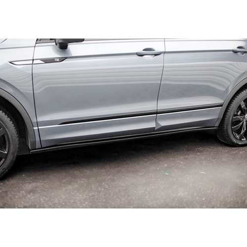 VW Tiguan Mk2 2016+ - Marşpiyel Alt Çıta A Plus+ R Line/Allspace V2 Stil 4 mm, Piano Black Parlak Ürün Yüzeyi, Vakum, Set