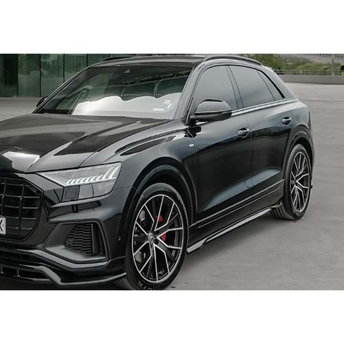 Audi Q8 S Mk1 2019+ - Marşpiyel Çıta/Yan Alt, A Plus S8/S Line V1 Stil, Piano Black Parlak Ürün Yüzeyi, Vakum, Set