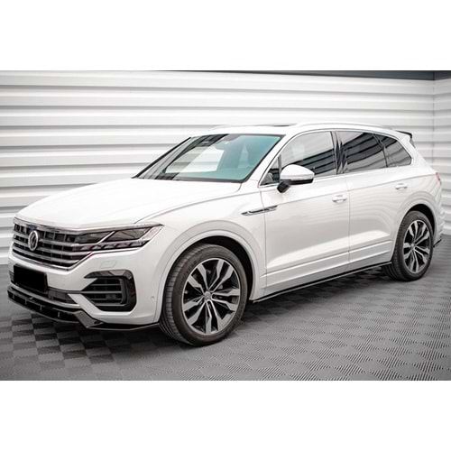VW Touareg Mk3 2018+ - Marşpiye Çıta/Alt A Plus+ R Line V1 Stil 4 mm, Piano Black Parlak Ürün Yüzeyi, Vkm., Set
