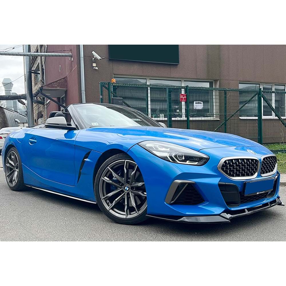 BMW G29 2018+ - Tampon Splitter/Ön, A Plus M Performance V1 Stil, Piano Black Parlak Ürün Yüzeyi, Vakum