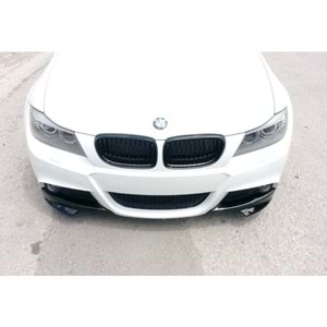 BMW E90 LCI 2008+ - Tampon Flap/Ön, M Performance V1 Stil, Piano Black Yüzey Ürün Yüzeyi, Vakum, Set