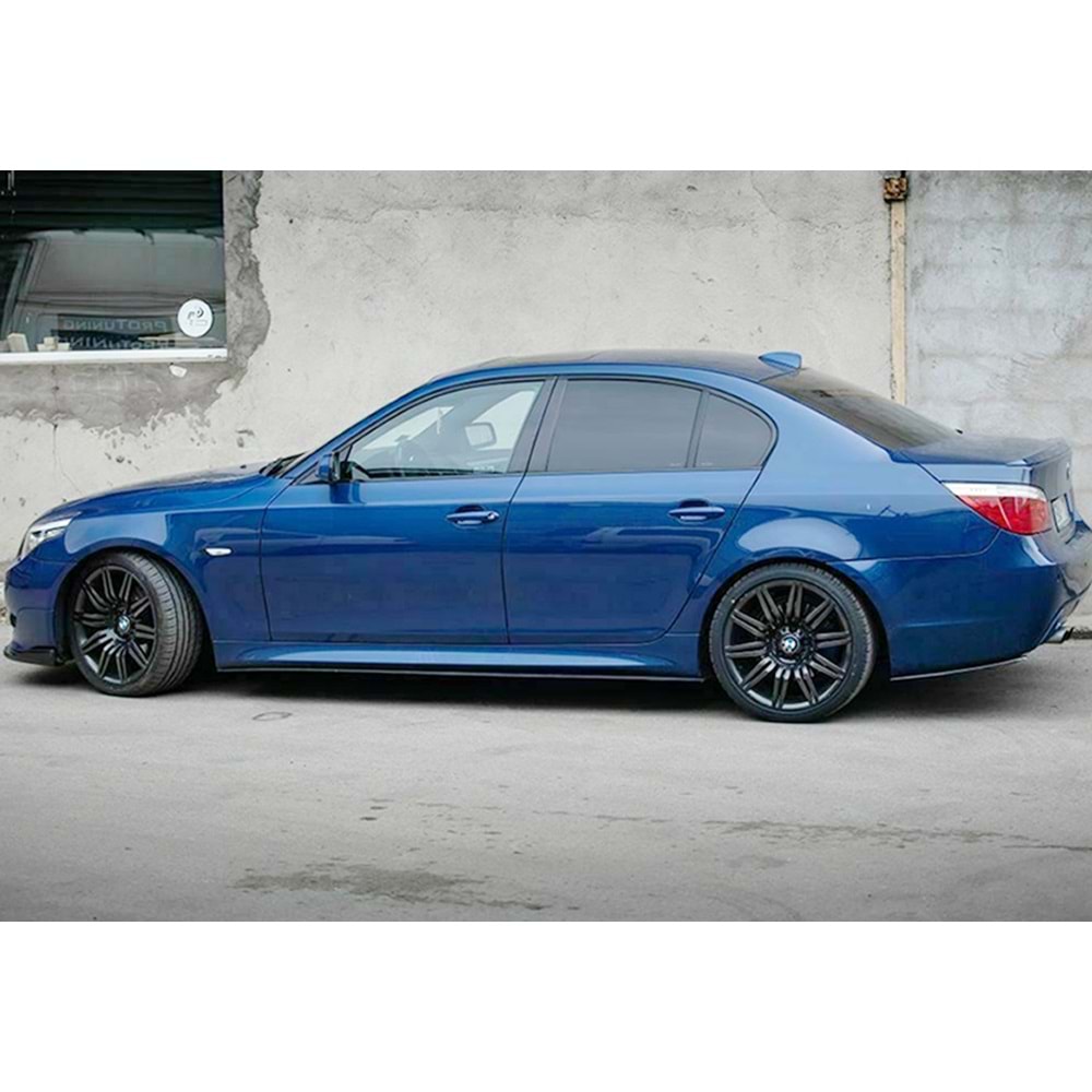 BMW E60 2003+ - Marşpiyel Çıta/Alt Yan, B Plus M5 V1 Stil, Piano Black Ürün Yüzeyi, Vakum, Set