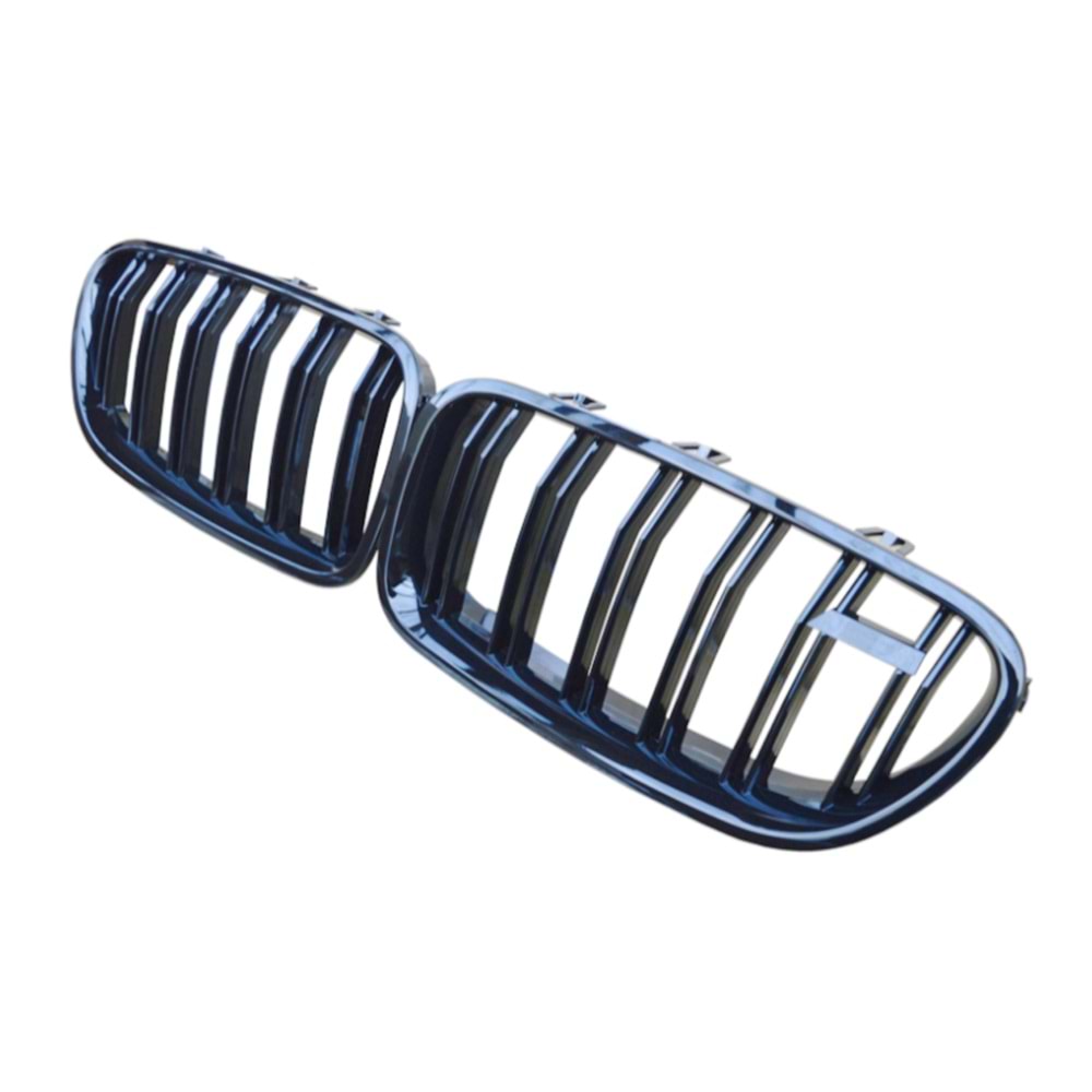 BMW F10 2010+ - Panjur M5 Stil, Çift Çizgi, Piano Black Çerçeve/İç Yüzey, ABS, Set