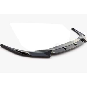 BMW G29 2018+ - Tampon Lipi/Ön, A Plus M Pack V1 Stil, Piano Black Parlak Ürün Yüzeyi, Vakum