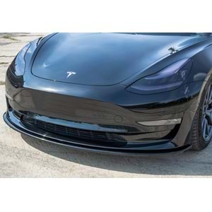 Tesla Model 3 2017+ - Ön Lip A Plus+ V1 Stil, Piano Black Parlak Ürün Yüzeyi, Vkm.