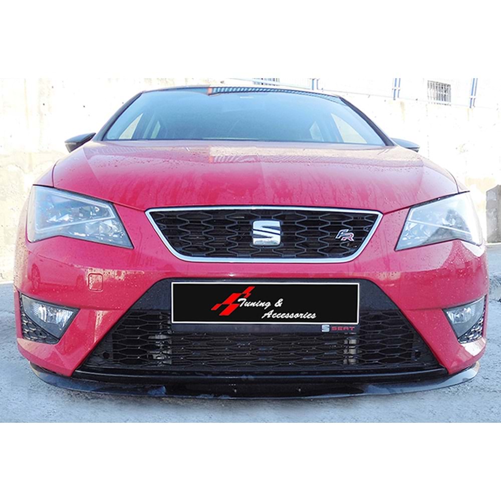 Seat Leon Mk3 2012+ - Tampon Lipi/Ön, B Plus Cupra R Basic V1 Stil, Piano Black Ürün Yüzeyi, Vakum