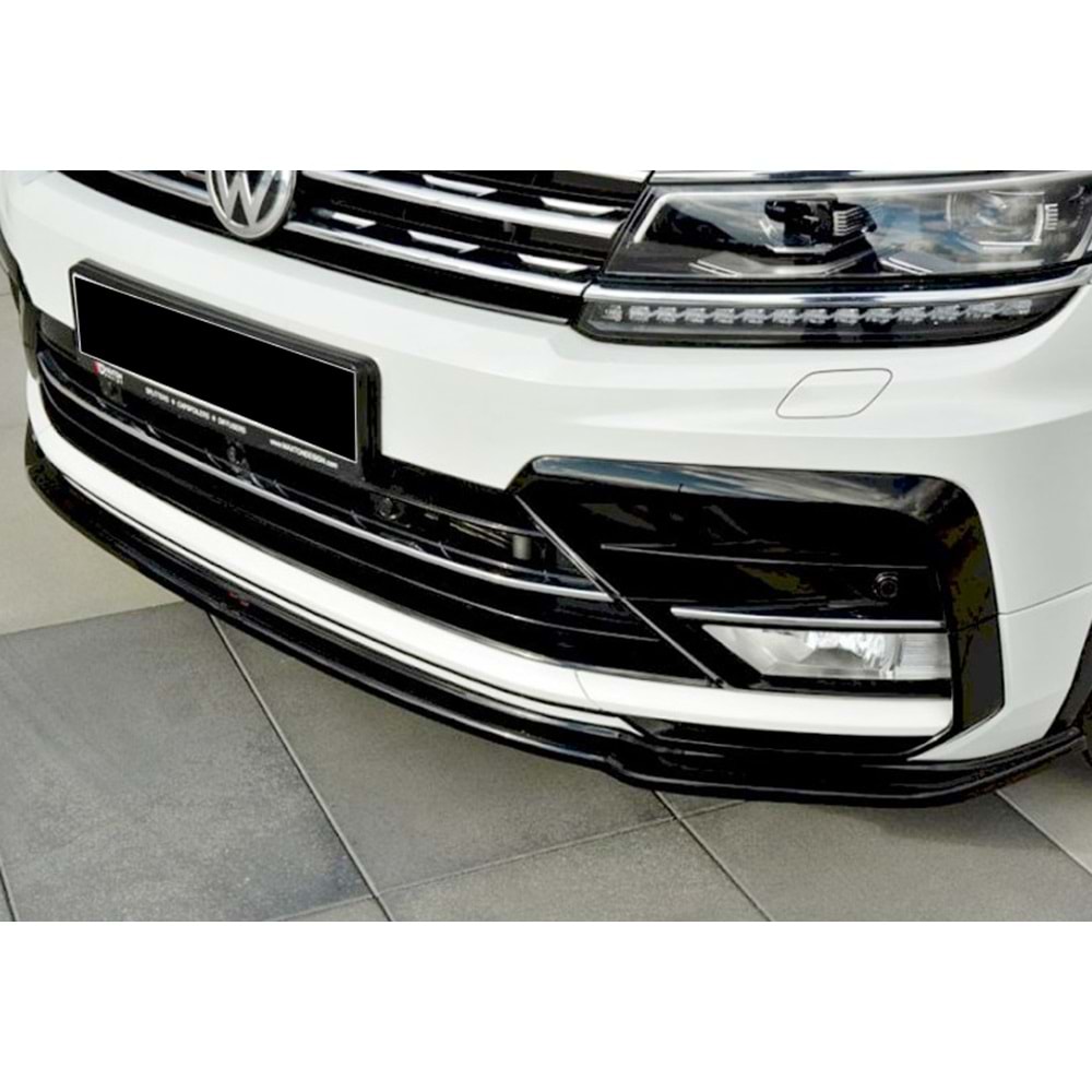 VW Tiguan R Mk2 2016+ - Tampon Lipi/Ön, A Plus R/R Line V1 Stil, Piano Black Parlak Ürün Yüzeyi, Vakum