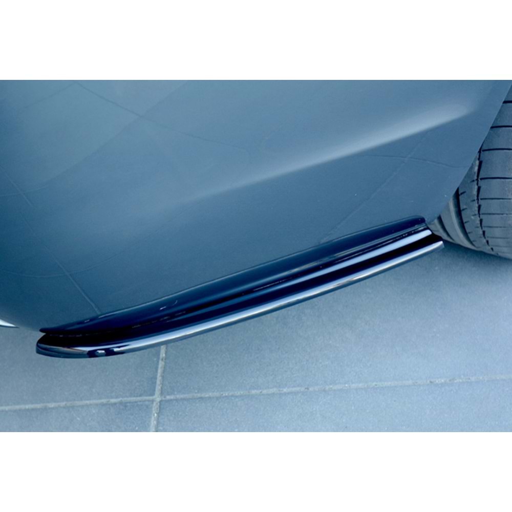 BMW E60 2003+ - Flap/Arka Yan, A Plus M Pack V1 Stil, Piano Black Ürün Yüzeyi, Vakum, Set