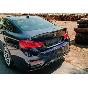 BMW F82 2014+ - Difüzör/Arka A Plus+ M4 V1 Stil, Piano Black Parlak Ürün Yüzeyi, Vkm.