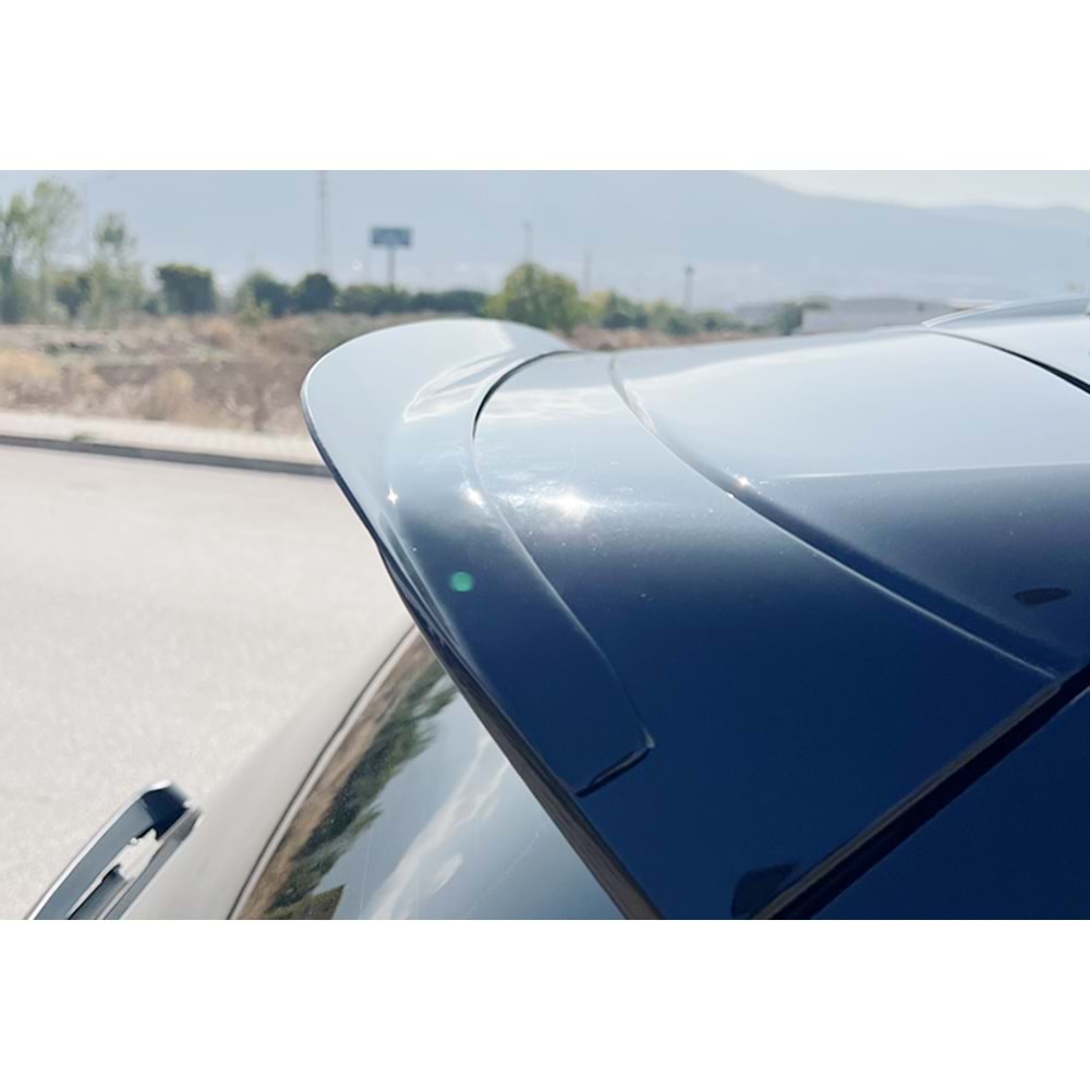 VW Tiguan Mk2 2016+ - Spoiler Max A Plus R/R Line V1 Cap Stil, Tavan Üzeri, Çift Taraflı Piano Black Parlak Ürün Yüzeyi, Vkm