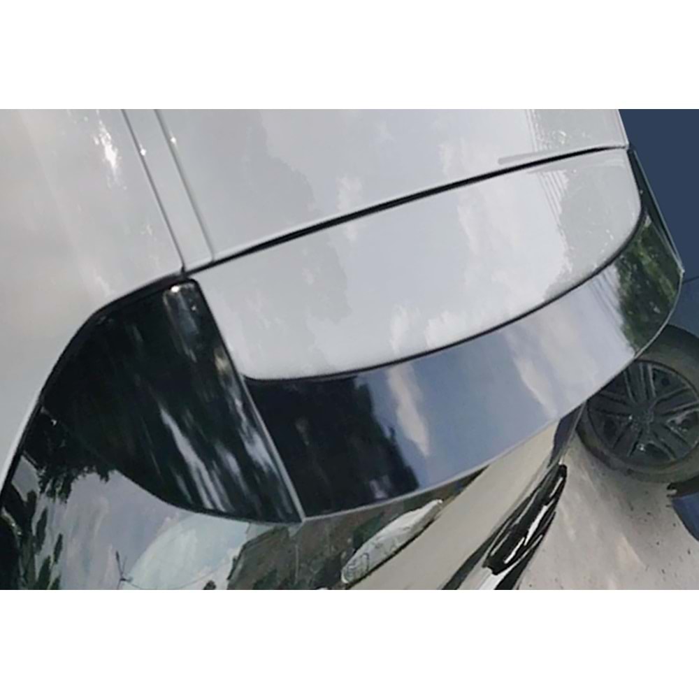 BMW E87 2004+ - Spoiler, 3D V2 Stil, Tavan Üzeri, Piano Black Boyalı Ürün Yüzeyi, ABS