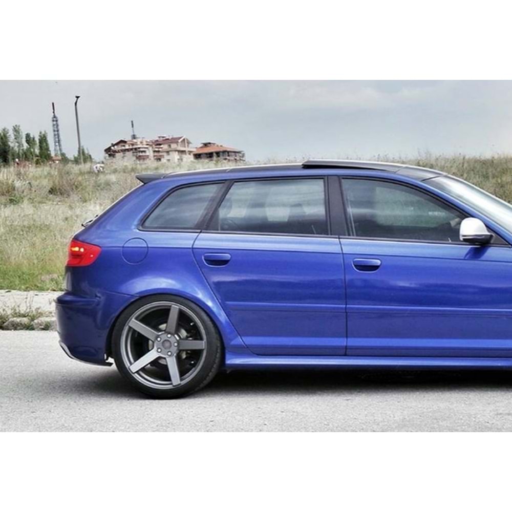 Audi A3 8P HB/5D 2003+ - Spoiler RS3 Stil Tavan Üzeri, Piano Black Yüzey Vakum