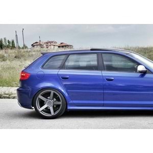Audi A3 8P HB/5D 2003+ - Spoiler RS3 Stil Tavan Üzeri, Piano Black Yüzey Vakum