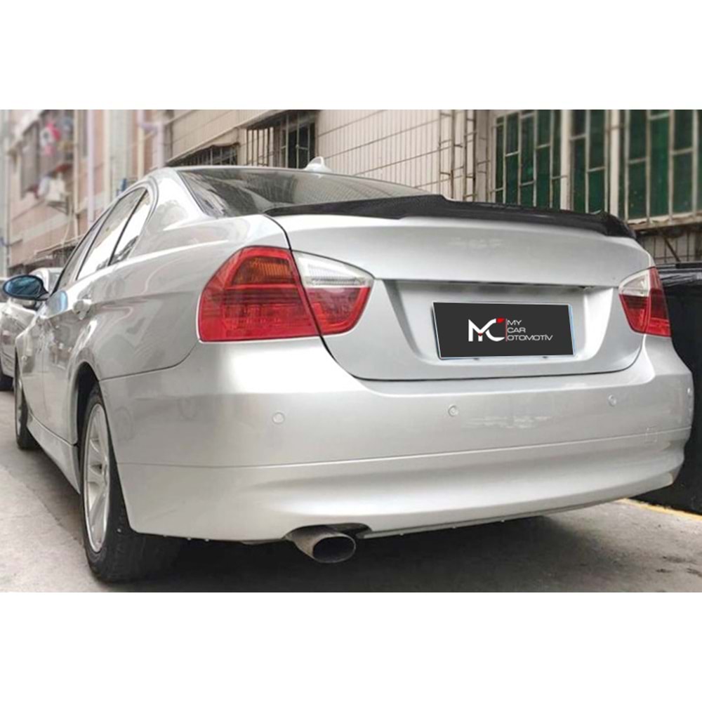 BMW E90 2004+ - Spoiler, M4 V2 Stil, Bagaj Üzeri, Piano Black Boyalı Ürün Yüzeyi, ABS