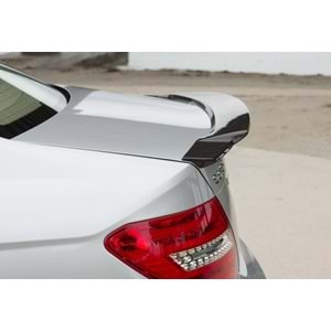 M. Benz W204 2007+ - Spoiler, Renntech V2 Stil, Bagaj Üzeri, Piano Black Boyalı Ürün Yüzeyi, ABS