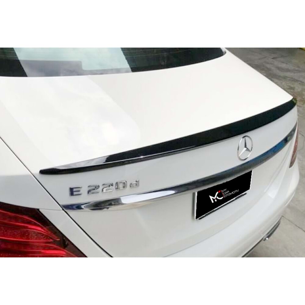M. Benz W213 2017+ - Spoiler, AMG V2 Anatomik Stil, Bagaj Üzeri, Piano Black Boyalı Ürün Yüzeyi, ABS