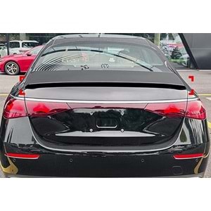 M. Benz W214 2024+ - Spoiler, E63 S V2 Anatomik Stil, Bagaj Üzeri, Piano Black Boyalı Ürün Yüzeyi, ABS