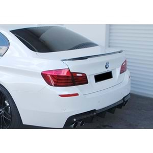 BMW F10 2010+ - Spoiler, M Performance V2 Stil, Bagaj Üzeri, Piano Black Boyalı Ürün Yüzeyi, ABS