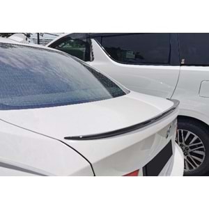 BMW E90 2004+ - Spoiler M3 V1 Stil, Bagaj Üzeri, Piano Black Boyalı Ürün Yüzeyi, ABS
