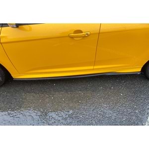 Ford Focus ST Mk3 2011+ - Marşpiyel Çıta/Alt A Plus ST V1 Stil 4 mm, Piano Black Parlak Ürün Yüzeyi, Vkm., Set