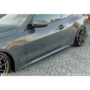 BMW G22 2020+ - Marşpiyel Çıta/Alt Yan, A Plus M440i M Pack V2 Stil, Piano Black Parlak Ürün Yüzeyi, Vakum, Set