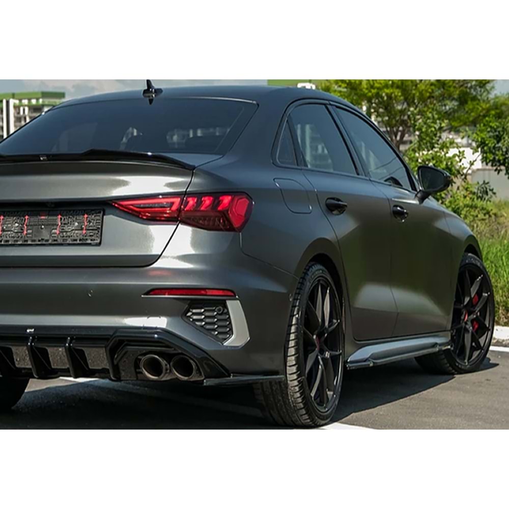 Audi A3 S 8Y SB/SD 2020+ - Marşpiyel Çıta/Yan Alt, A Plus S3/S Line V1 Stil, Piano Black Parlak Ürün Yüzeyi, Vakum, Set