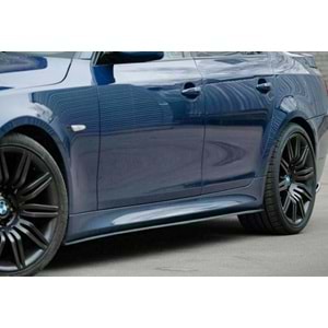 BMW E60 2003+ - Marşpiyel Çıta/Alt, B Plus M5 V1 Stil, 3 mm, Piano Black Ürün Yüzeyi, Vakum, Set